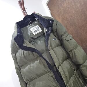 Levi's Dark Green Men's Puffer Jacket